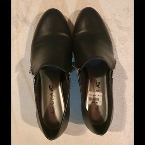 Women’s Shoes. Black. American Eagle. Size 8.5US